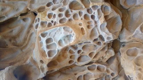 🦷 Hydroxyapatite in Oral Care – The Natural Alternative to Fluoride